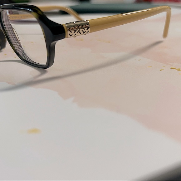 Tory Burch eye glasses - Picture 5 of 9